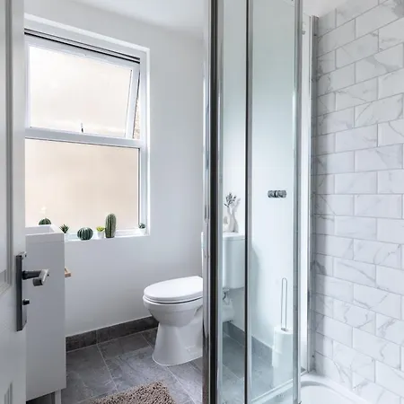 Homely 3 Bedroom House In Hammersmith London Exterior photo